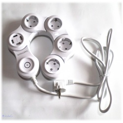 4fach Überspannungsschutz schaltbar Steckdosenleiste Flexibel USB-Ladeausgäng.